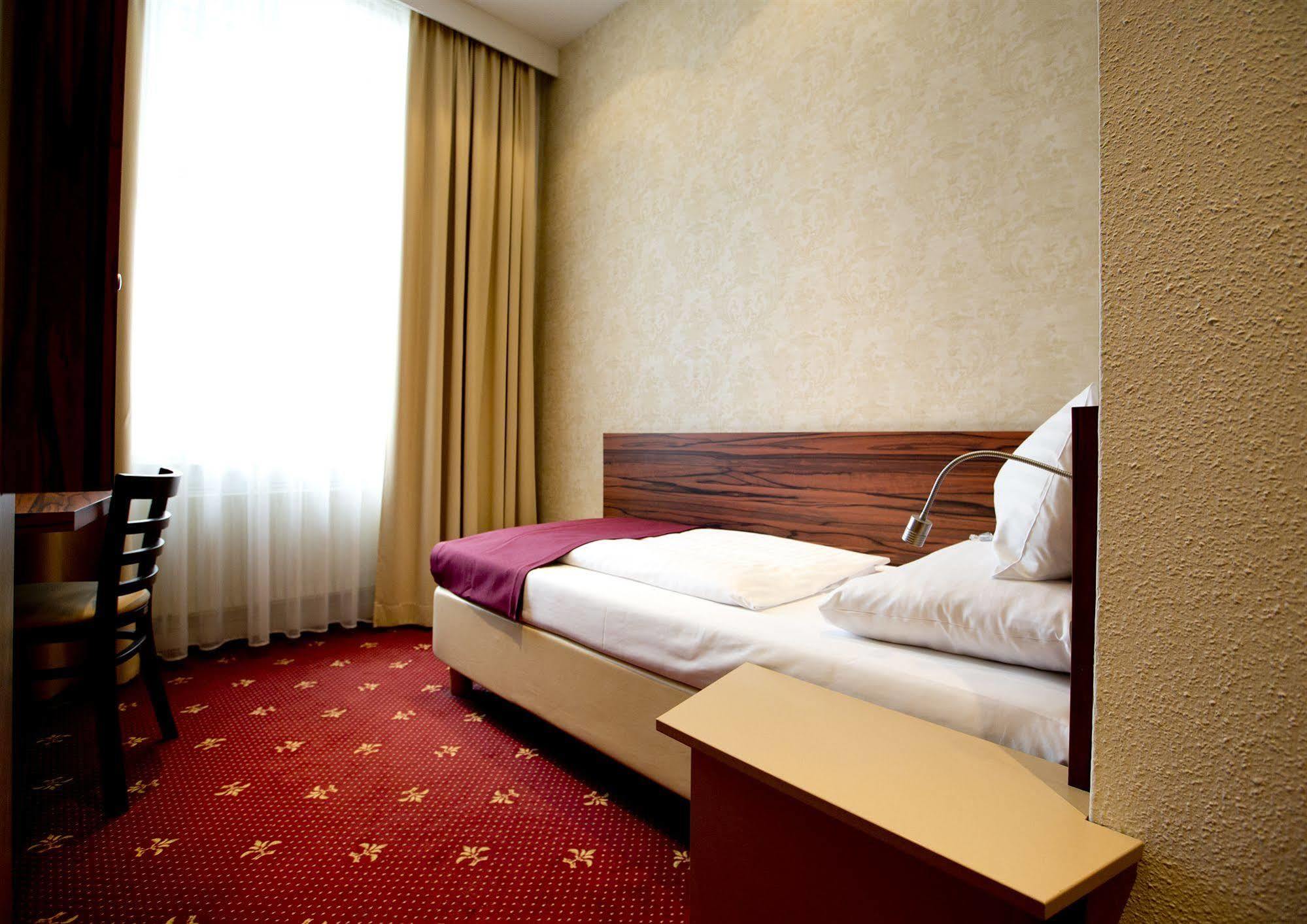 Hotel Fuerst Metternich Viena Exterior foto
