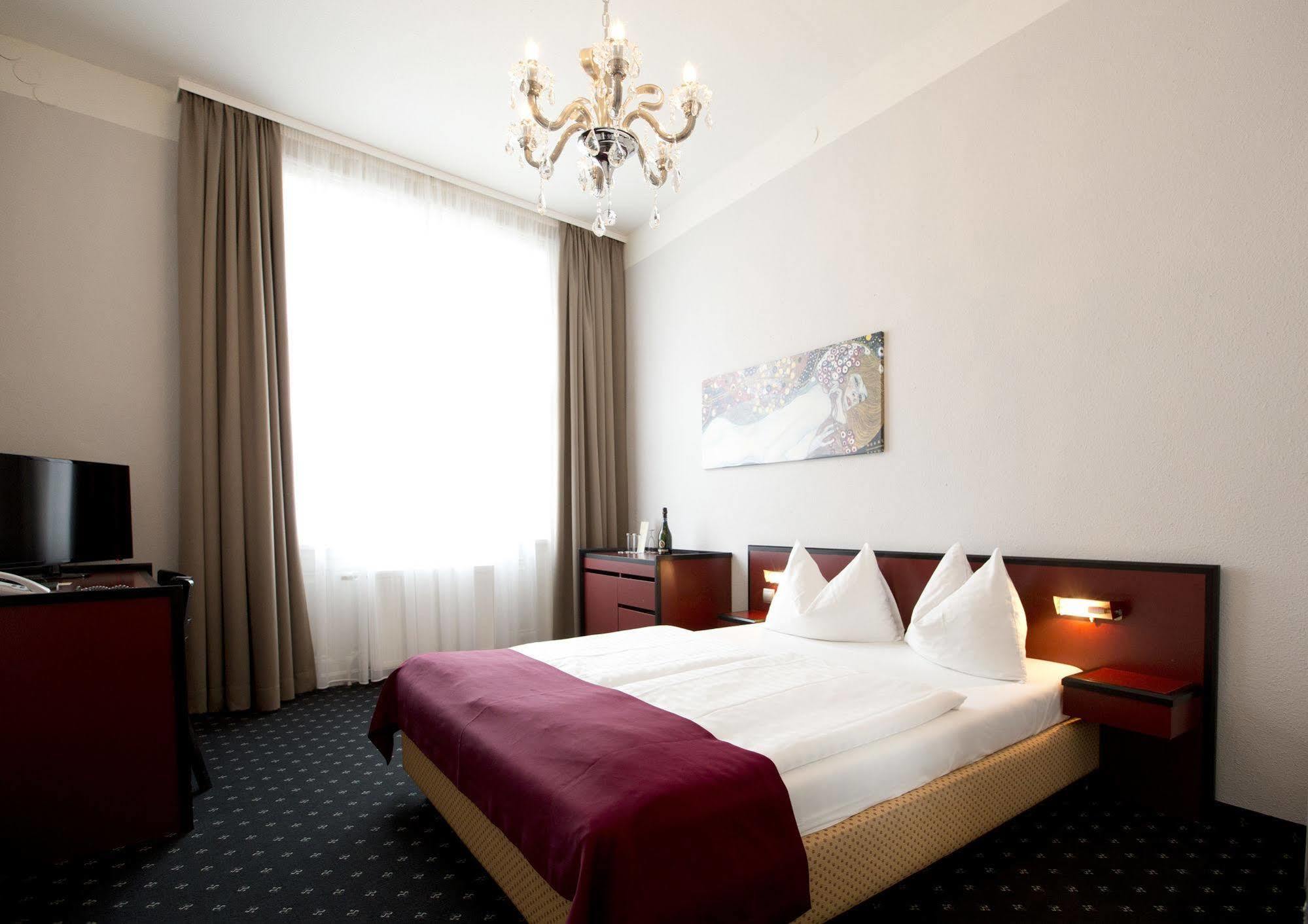 Hotel Fuerst Metternich Viena Exterior foto
