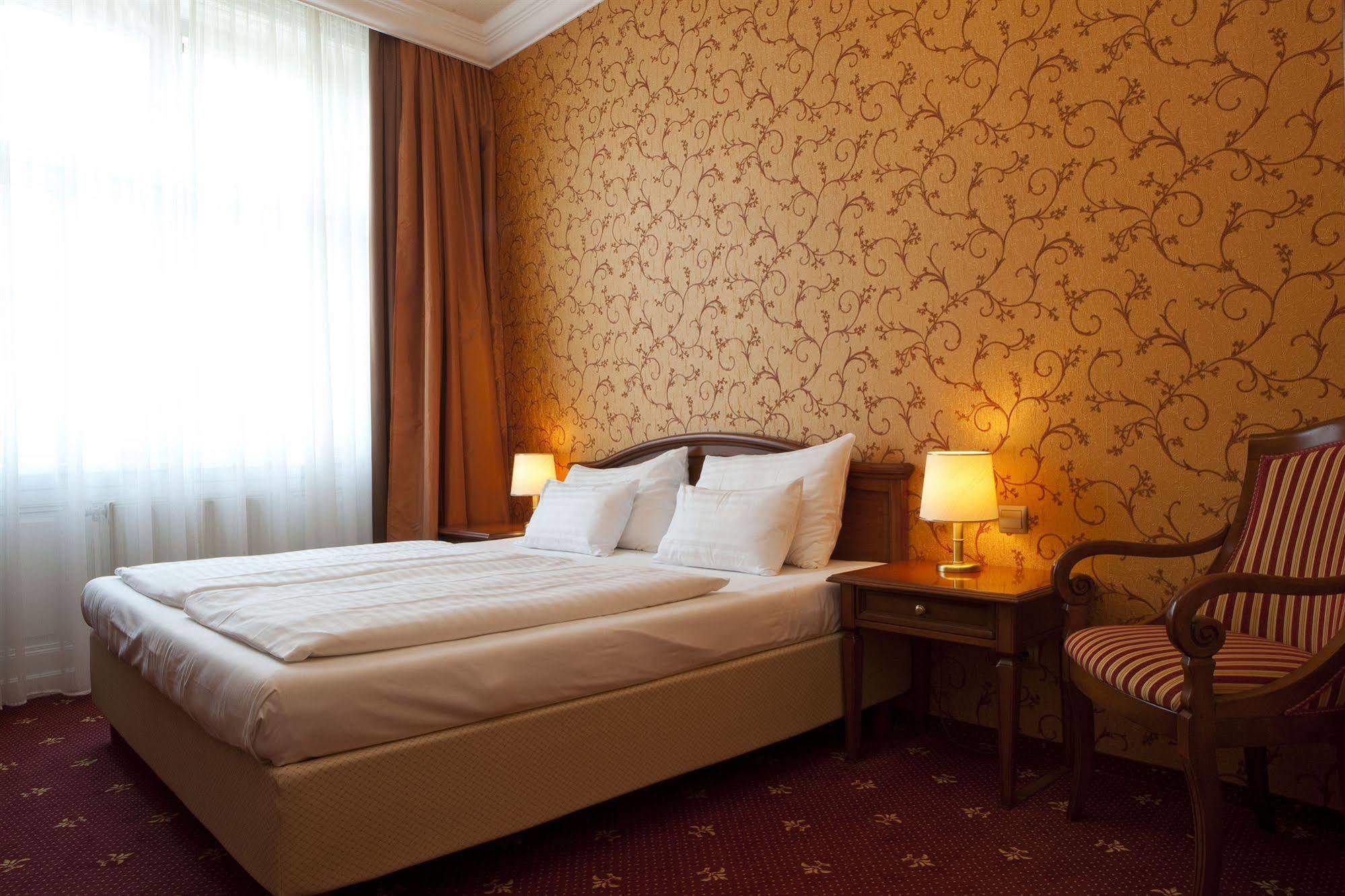 Hotel Fuerst Metternich Viena Exterior foto